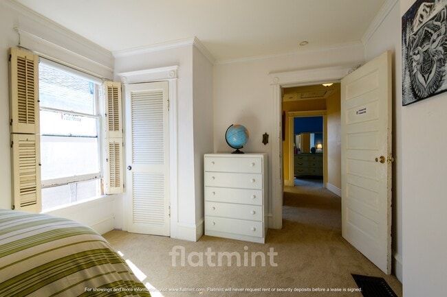 Building Photo - 750 N 75th St