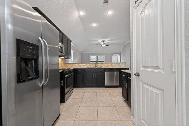 Building Photo - 2248 Ivy Wall Dr