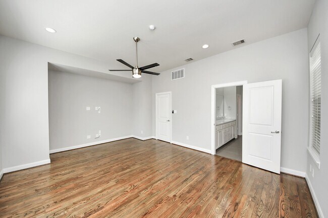 Building Photo - 1265A Bonner St