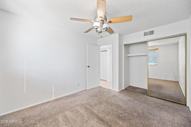 Building Photo - 18811 N 19th Ave