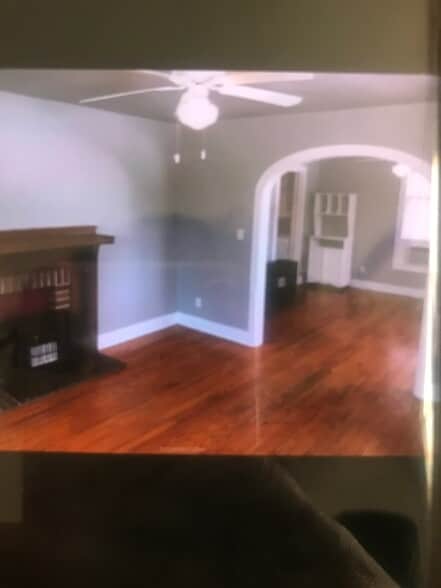 Building Photo - 205 W Evans St