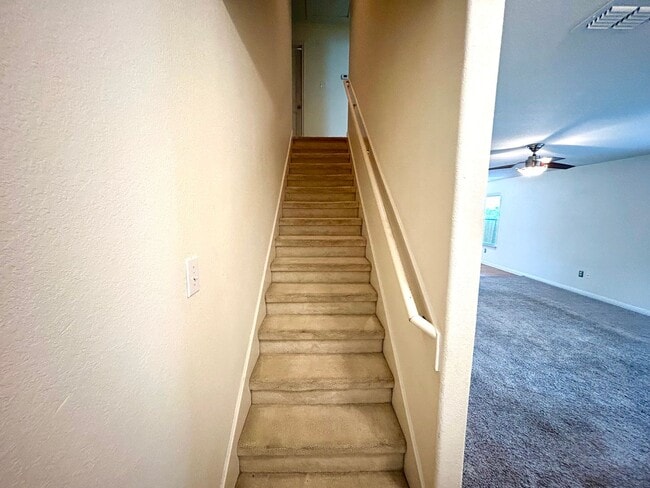 Building Photo - Bright & Beautiful Two-Story Home in Canyon Crossing with Fenced Backyard!