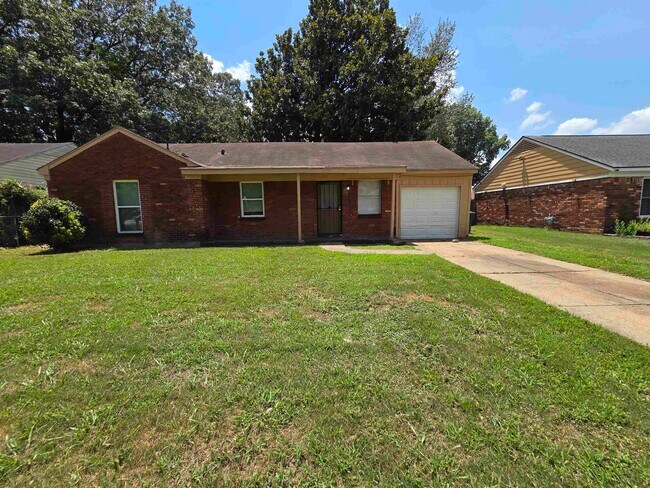 Building Photo - 3021 Ashwood St