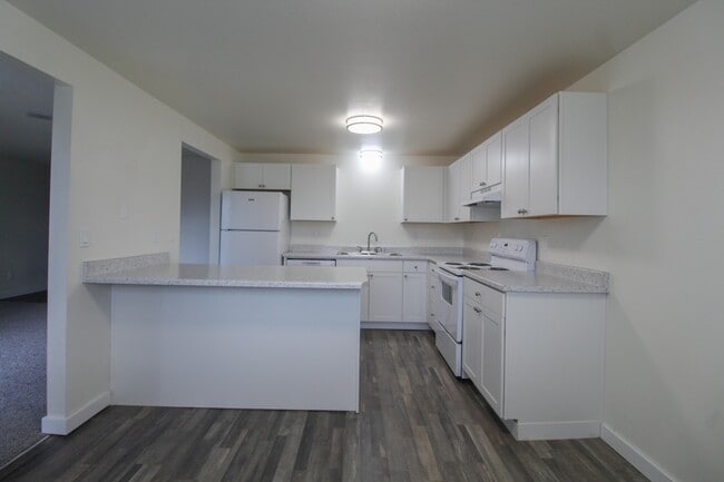 Interior Photo - Valley Vista