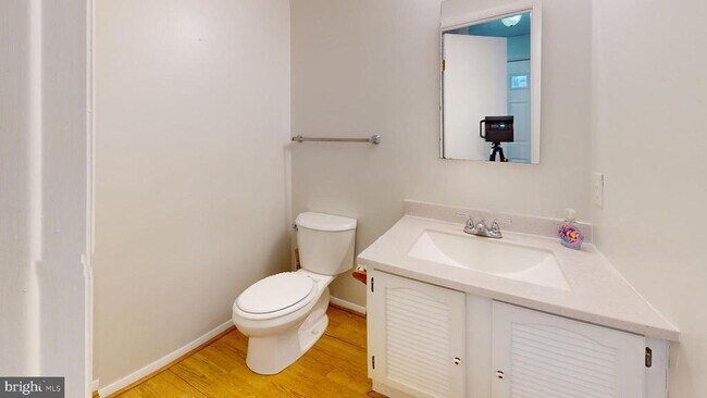 Building Photo - 7801 Fairborn Ct