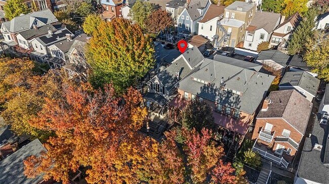 Building Photo - 715 Filbert St