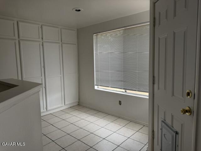 Building Photo - 1725 Windsor Pl