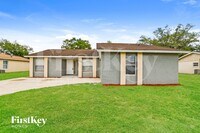 Building Photo - 105 Alcala Dr