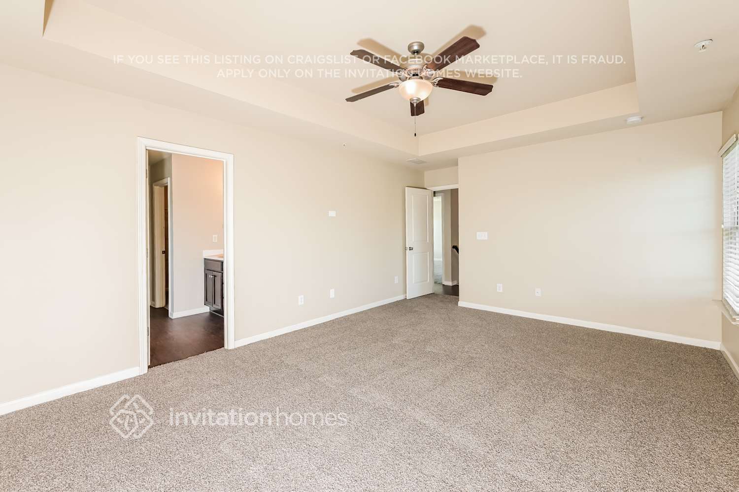 Building Photo - 1700 Summit Village Ln