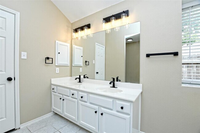 Building Photo - 17310 Ibex Trail
