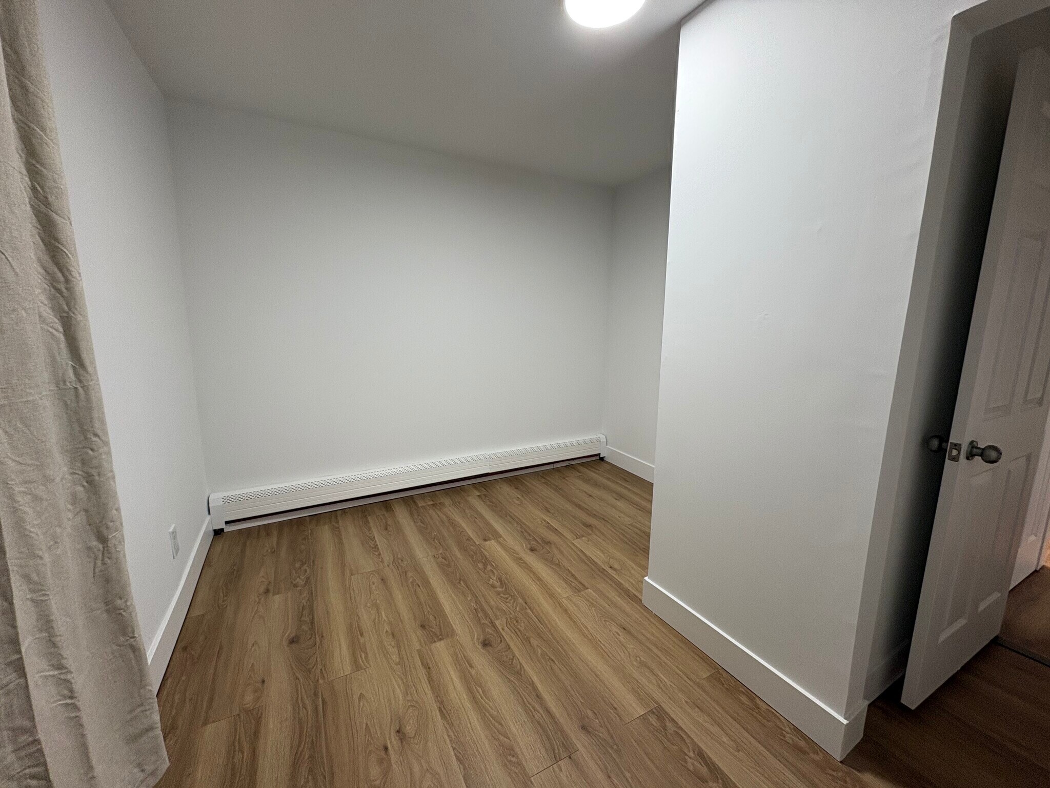 Building Photo - 193 Jerome Ave