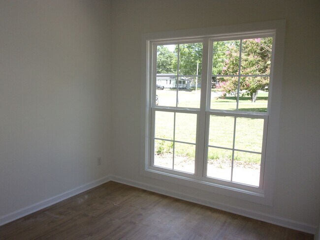 Building Photo - New Construction 2 Bedroom 1 Bath Apartment in Downtown Clover