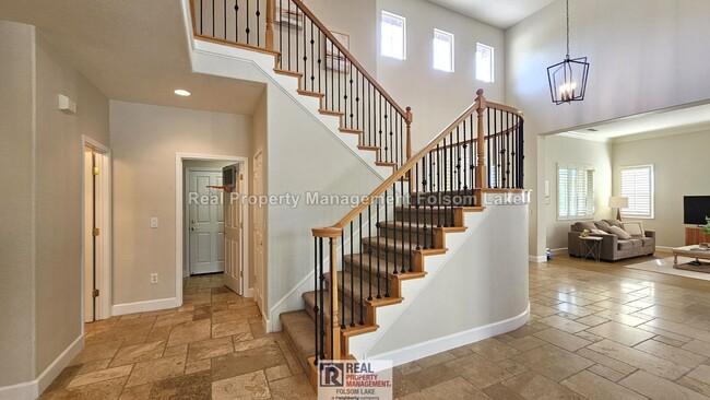 Building Photo - 2665 Aberdeen Ln