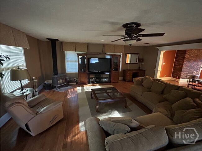 Building Photo - 1595 Timothy Rd