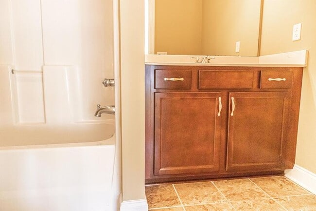 Building Photo - 113 Cypress Cir