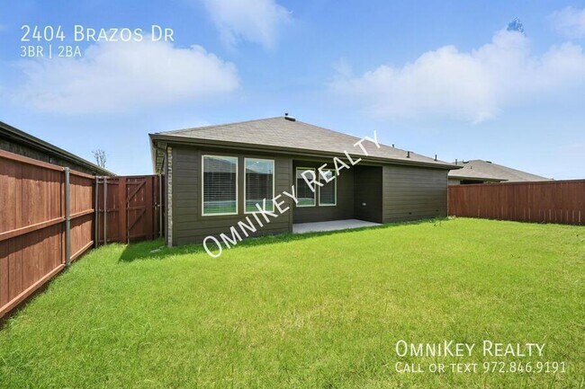 Building Photo - 2404 Brazos Dr