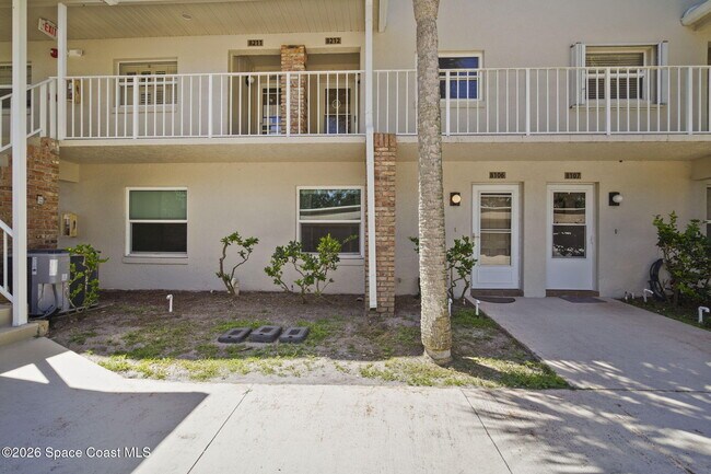 Building Photo - 1600 Woodland Dr