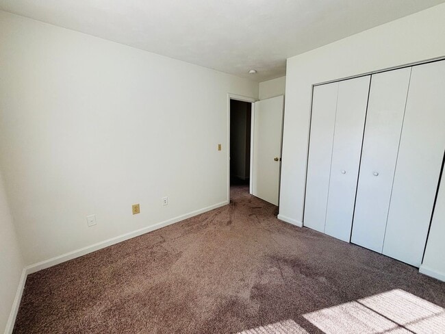 Building Photo - 1401 Christine Ct