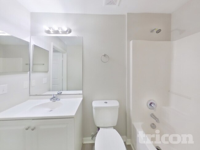 Building Photo - 4138 Clearbrook Cove Rd