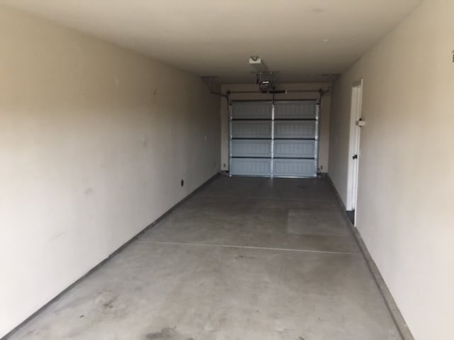 Building Photo - River Oaks Home For Rent