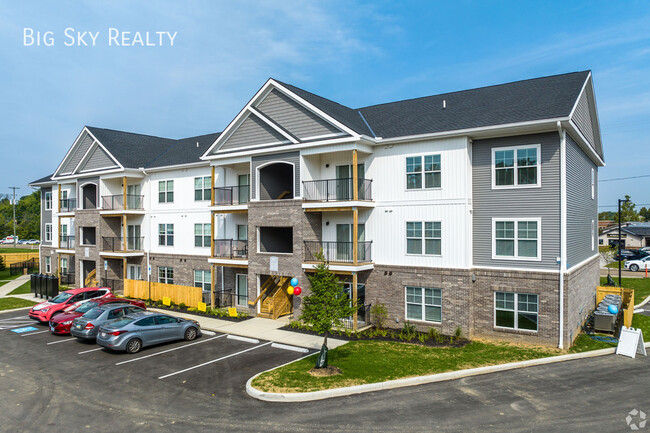 Building Photo - The Everett Apartments - Brand New Gahanna...