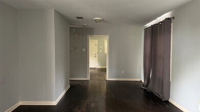 Building Photo - 4017 Baden St