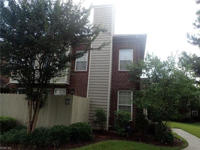 Building Photo - 2 bedroom in Virginia Beach VA 23455