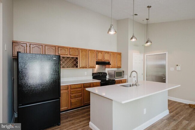 Building Photo - 3100 Cardinal Way