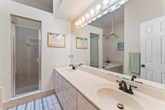 Building Photo - 737 Pinellas Bayway S