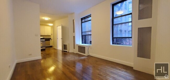 Building Photo - 151 Mott St