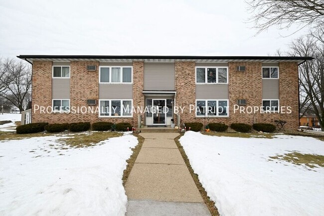 Building Photo - 616 W Washington St