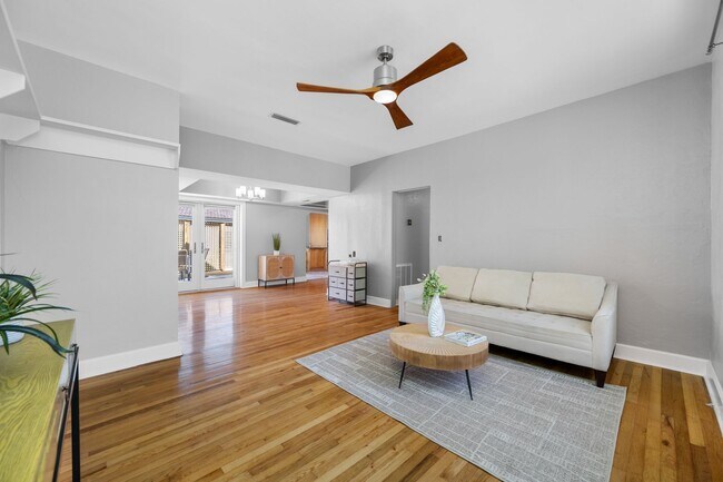 Building Photo - Historic Granada Terrace Home in St. Pete!!