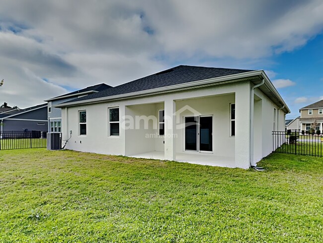 Building Photo - 407 Pine Terrace Drive