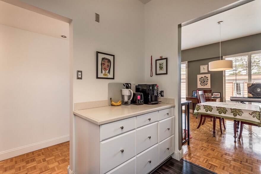 Building Photo - 1400 Kenesaw Ave