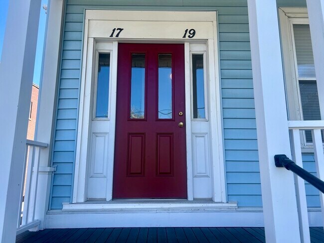 Building Photo - 17 Sanborn St