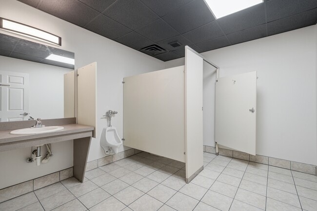 Building Photo - 1449 Field Park Cir NW