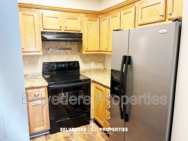 Building Photo - 3726 Wayfarer Dr