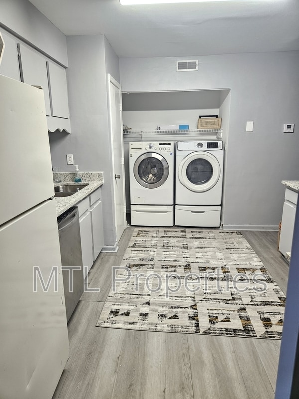 Building Photo - 11526 Turn Stone Ct