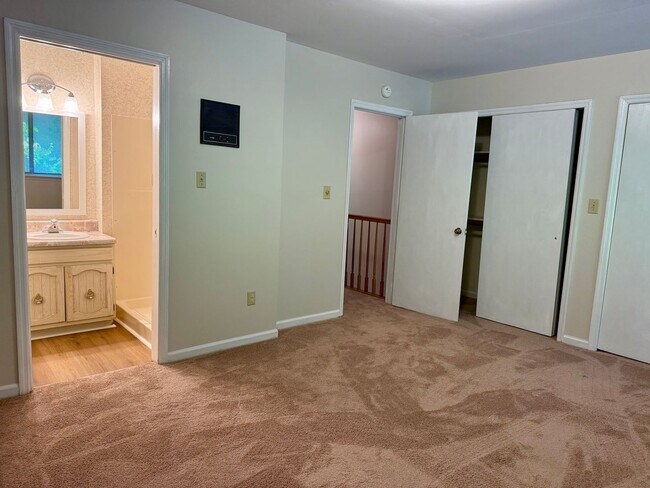 Building Photo - 3377 Kelly Ln