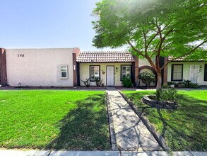 Building Photo - "Charming 2-Bedroom Oasis in Yuma with Mod...