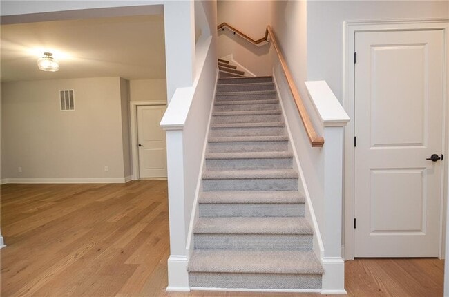 Building Photo - 3963 Enclave Wy