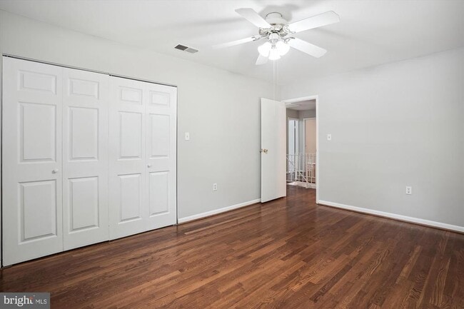 Building Photo - 8501 Canterbury Dr