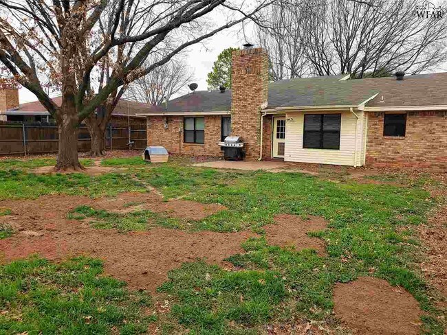 Building Photo - 5011 Sand Beach Rd