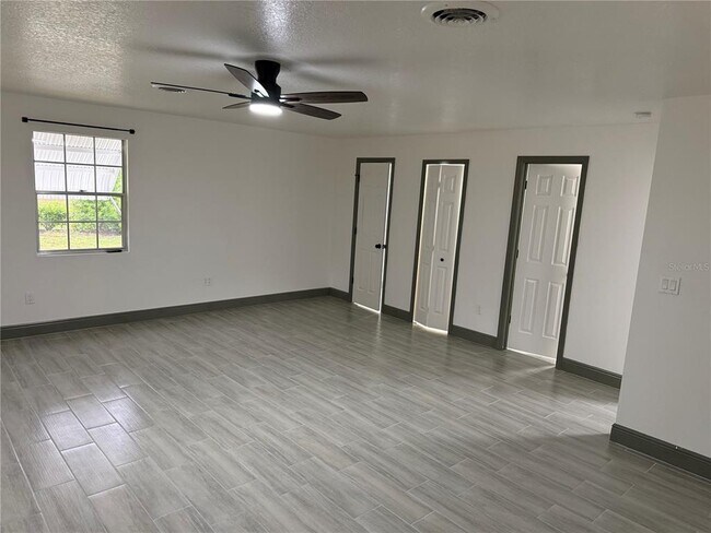 Building Photo - 1800 Demastus Ln