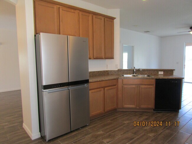 Building Photo - 2089 Maeve Cir
