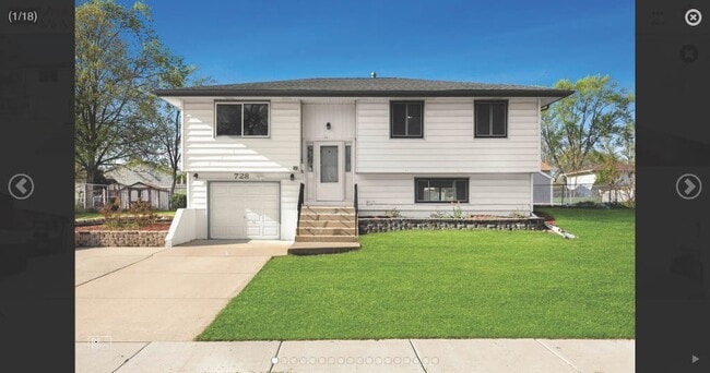Building Photo - 728 Boxwood Dr