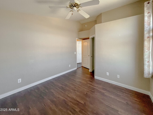 Building Photo - 1615 W Enfield Way