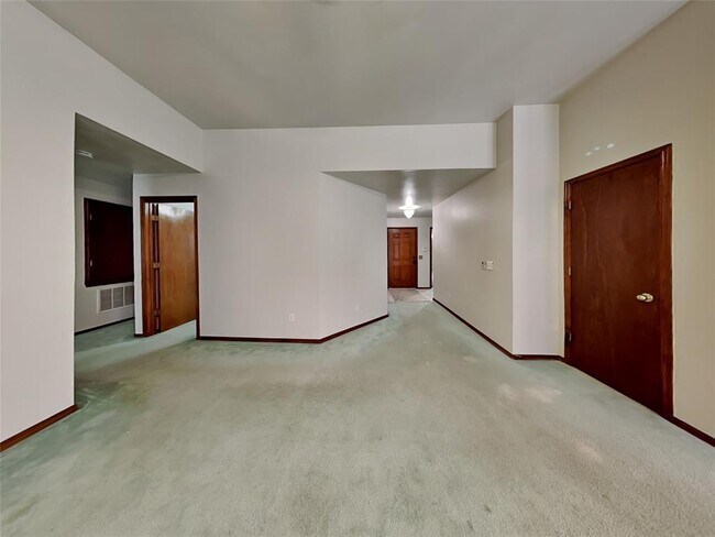 Building Photo - 8213 NW 84th St