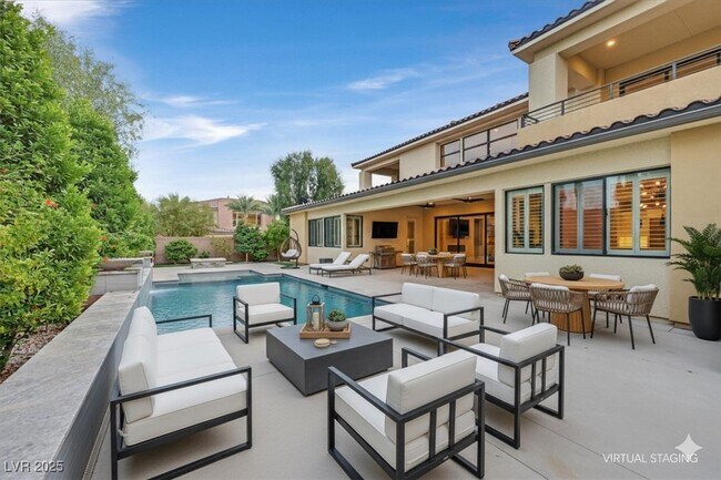 Building Photo - 65 Garibaldi Wy