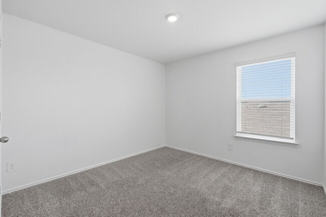 Building Photo - 23818 Desert Brush Ct